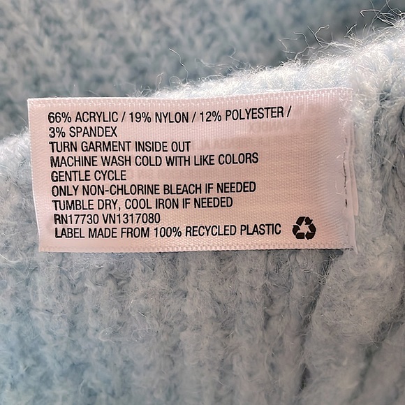 A New Day Fuzzy Sweater Size L - Picture 5 of 6